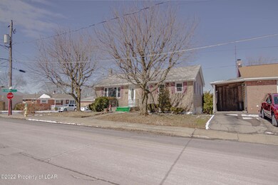 1029W19thSt03