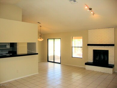 Firethorn Living Dining