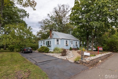 498 Blue Ridge Ave, Piscataway, NJ 08854 - photo 3