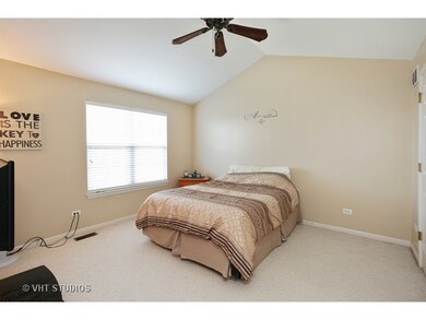 1069 Horizon Ridge, Lake In the Hills, IL 60156 - photo 6