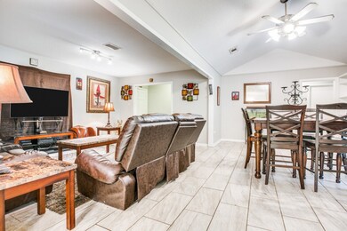 1521 Highland Dr, Alvin, TX 77511 - photo 7