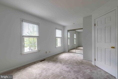 3405 Bridlewood Dr unit 3405, Glen Mills, PA 19342 - photo 7