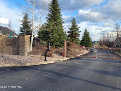 029_Gated community