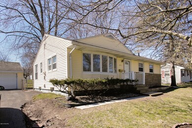 3721 devonshire-102