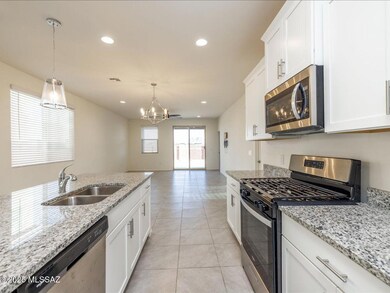 3-bedroom-2-bathroom-mountain-views-500-