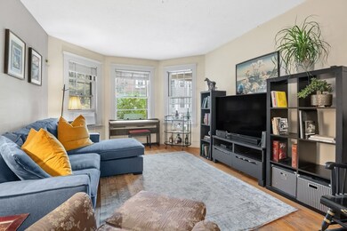 82 Walnut St unit 1, Brookline, MA 02445 - photo 2