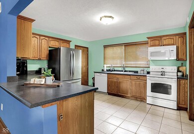 1310 S J St, Elwood, IN 46036 - photo 5