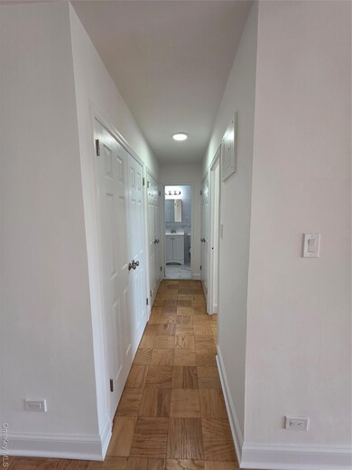 Fairview at Forest Hills unit A507, Forest Hills, NY 11375 - photo 7