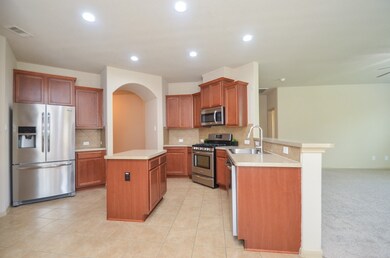 8731 Auburn Mane Dr, Tomball, TX 77375 - photo 5