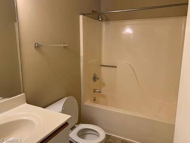 1002 Breeze Way Ct, Asheboro, NC 27203 - photo 7