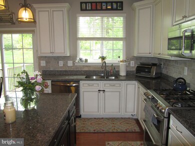 7111 Kings Point Way, Columbia, MD 21046 - photo 6