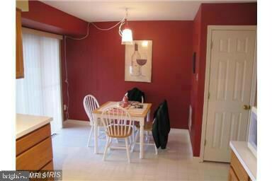 8724 Pine Meadows Dr, Odenton, MD 21113 - photo 3