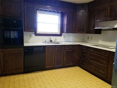 1598 Master St, North Tonawanda, NY 14120 - photo 7