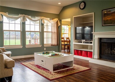 2050 Harris Dr, Fayetteville, AR 72701 - photo 3