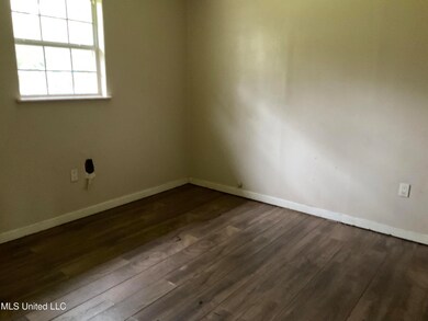 372 E Madison St, Bolton, MS 39041 - photo 4