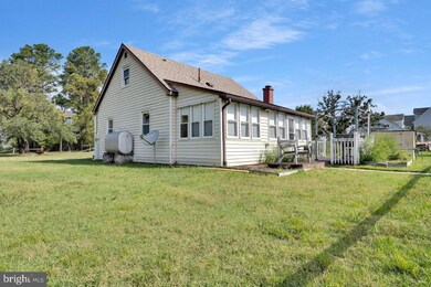 16392 Ball Point Rd, Piney Point, MD 20674 - photo 4