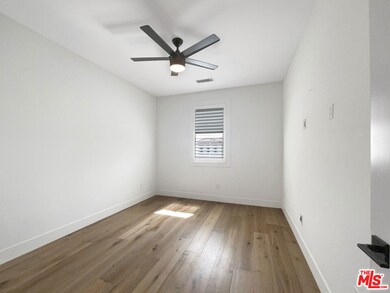 19033 Graham Ln, Santa Clarita, CA 91350 - photo 5