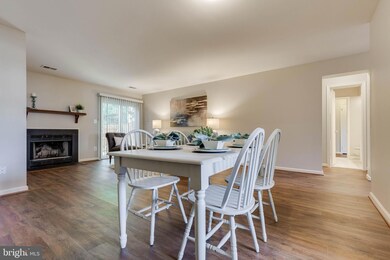 16336 Taconic Cir unit 94F, Dumfries, VA 22025 - photo 7