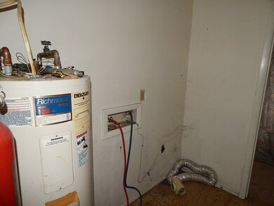 8139 S 200 W, Poneto, IN 46781 - photo 5