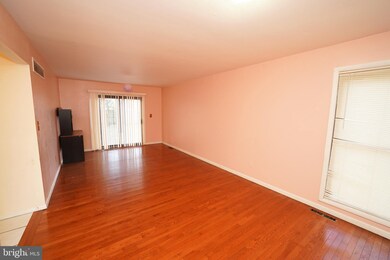 3 Overton Rd, East Windsor, NJ 08520 - photo 4