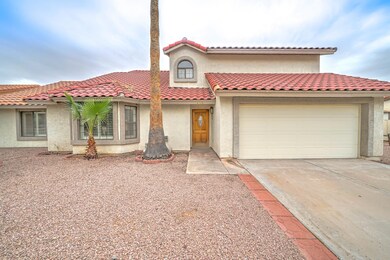 2735 E Enrose St-4