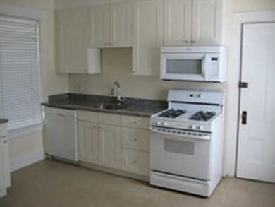 25 Pleasant St unit 2, Newton Center, MA 02459 - photo 3