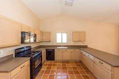 020 - 8017 S. Carbury Way