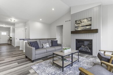 11-web-or-mls-10027-strawberry-ln