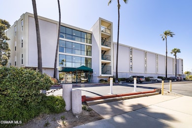 Channel Islands Waterfront Homes unit 101, Oxnard, CA 93035 - photo 6