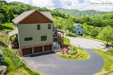 202 King Lucious Ln, Banner Elk, NC 28604 - photo 3