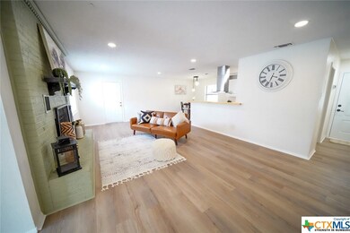 1005 W Lincoln Ave, Copperas Cove, TX 76522 - photo 7