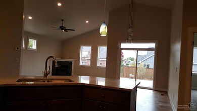 1666 NW Zamia Ave, Redmond, OR 97756 - photo 6