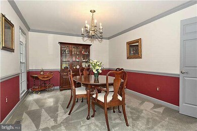 22113 Creekview Dr, Gaithersburg, MD 20882 - photo 6