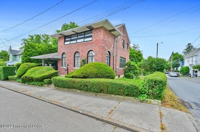 116 W Fern St, Hazleton, PA 18201 - photo 2