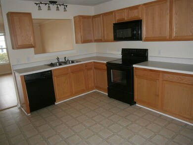 107 Doris Place Dr, Jacksonville, NC 28540 - photo 6