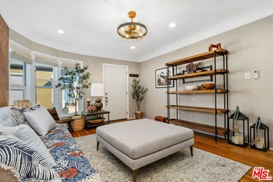 1332 Ocean Park Blvd unit D, Santa Monica, CA 90405 - photo 2