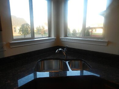 23710 Scott, Flat Rock, MI 48134 - photo 6