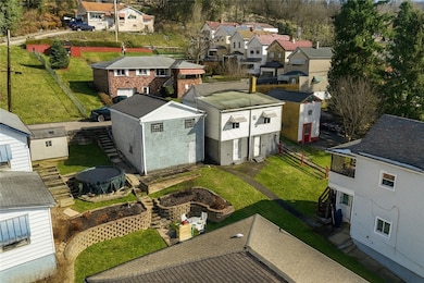 733 Peach Aly, Glassport, PA 15045 - photo 2