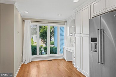 1306 Wedgewood Manor Way, Reston, VA 20194 - photo 6