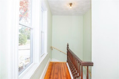 18 Harvard St unit 2nd floor, Pawtucket, RI 02860 - photo 2