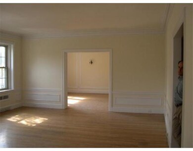 1264 Beacon St unit 4, Brookline, MA 02446 - photo 3