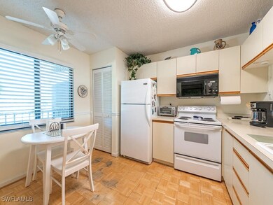 5776 Deauville Cir unit 202, Naples, FL 34112 - photo 6