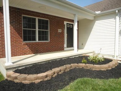 Pheasant Run 1548 - Front porch