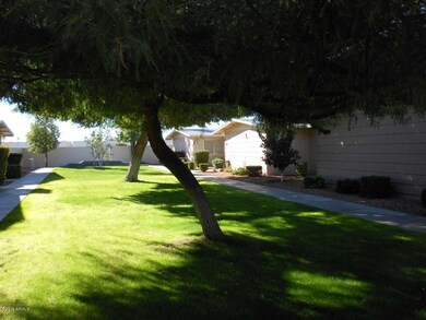 10843 W Santa fe Dr, Sun City, AZ 85351 - photo 4