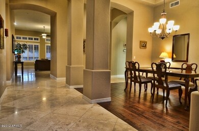 Foyer / Dining