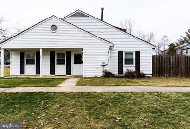 12001 Pheasant Run Dr, Laurel, MD 20708 - photo 2