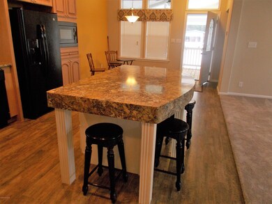 ISLAND KITCHEN