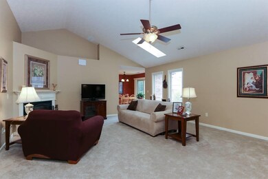 [003]-Living-Room