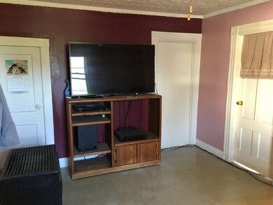 39 Maple St, Manchester, NH 03103 - photo 6