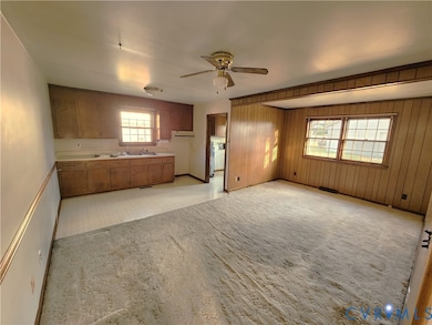 407 Mac Arthur Ave, Colonial Heights, VA 23834 - photo 4